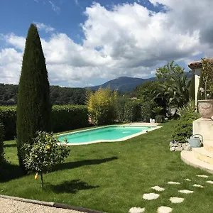 https://la-petite-maison-de-vence.fr-provencehotel.com