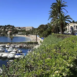 https://proche-centre-proximit-plage.fr-provencehotel.com