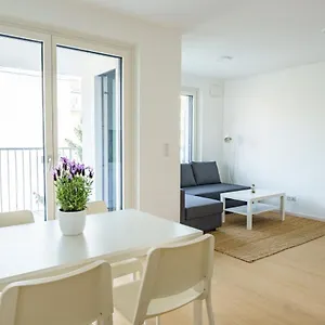 Living - Breitenseer Straße Apartment